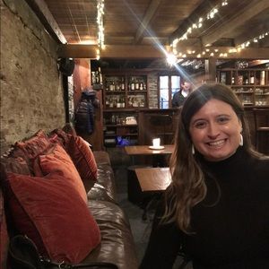 Meet your Posher, Lauren